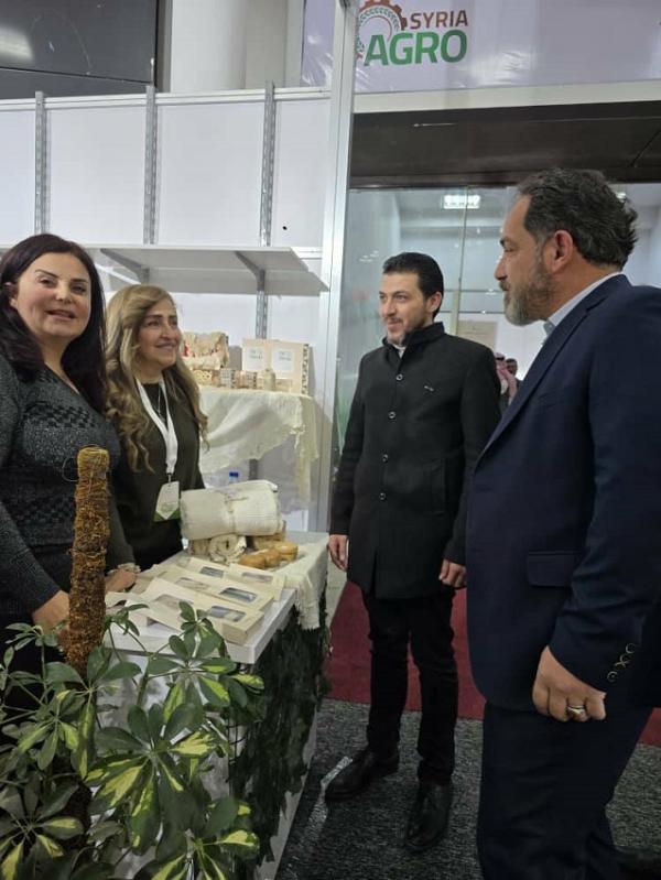 Head of Damascus Agriculture Chamber Tours Bee and Silk Sectors at AgroSyria 2026